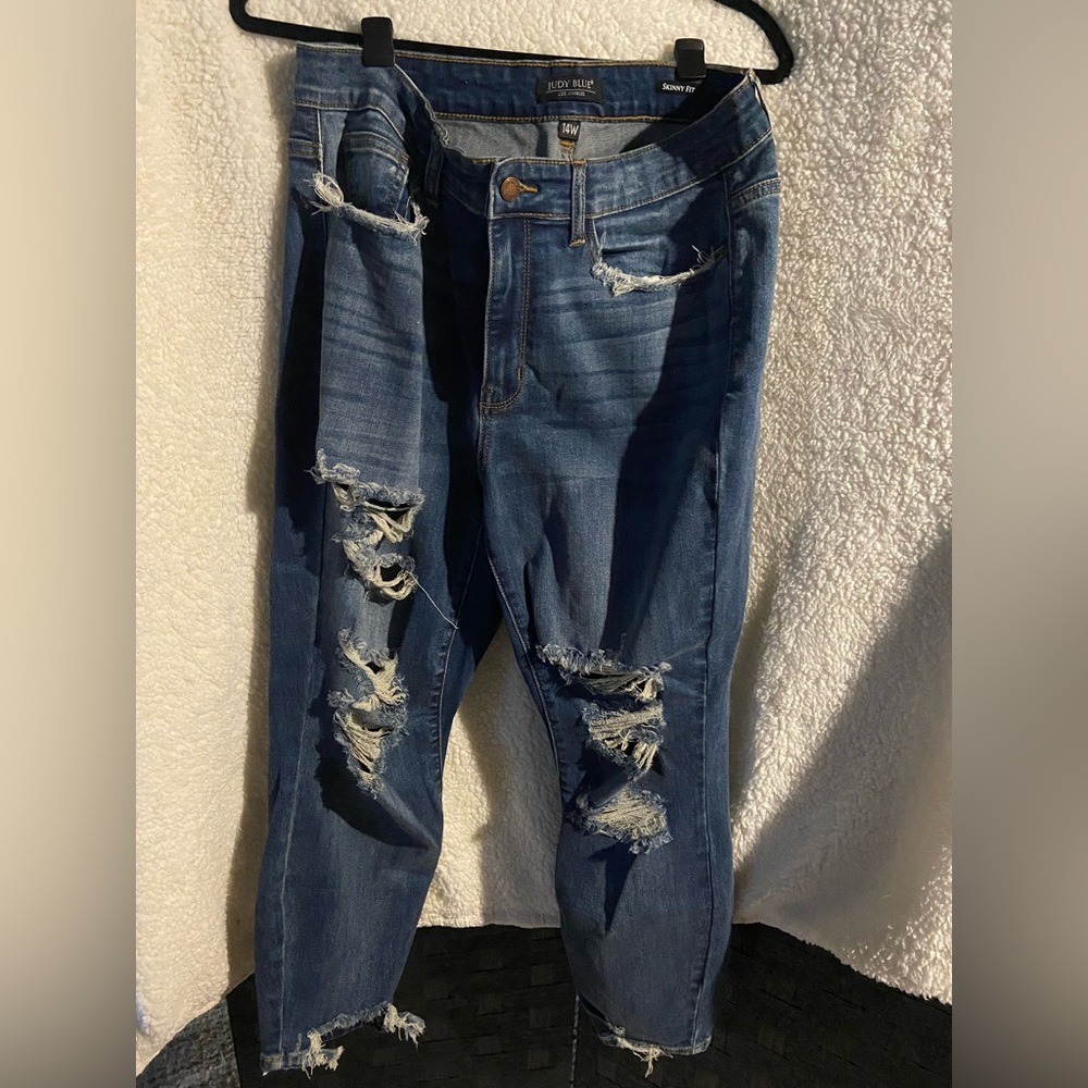 Judy Blue ripped skinny jeans